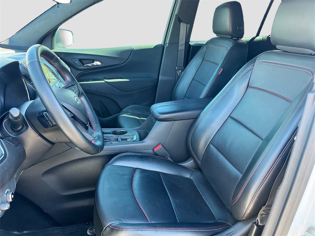 Used 2023 Chevrolet Equinox RS w/ RS Leather Package image 21