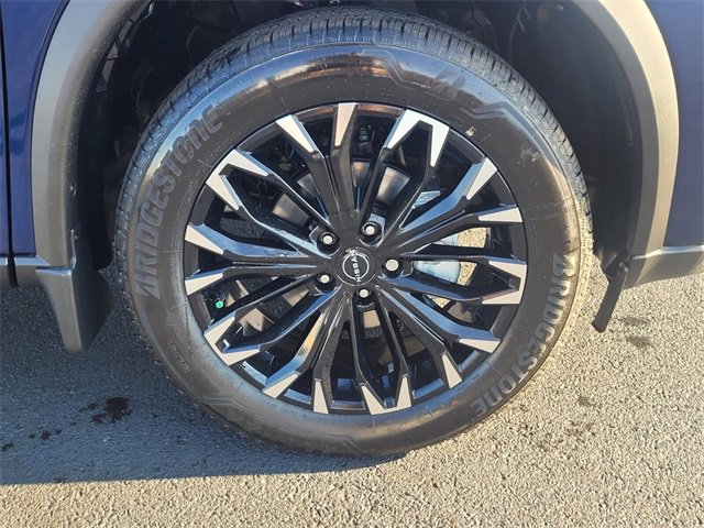 New 2026 Nissan Rogue SV image 10