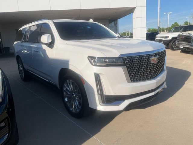 Used 2024 Cadillac Escalade ESV Premium Luxury w/ Performance Package image 2