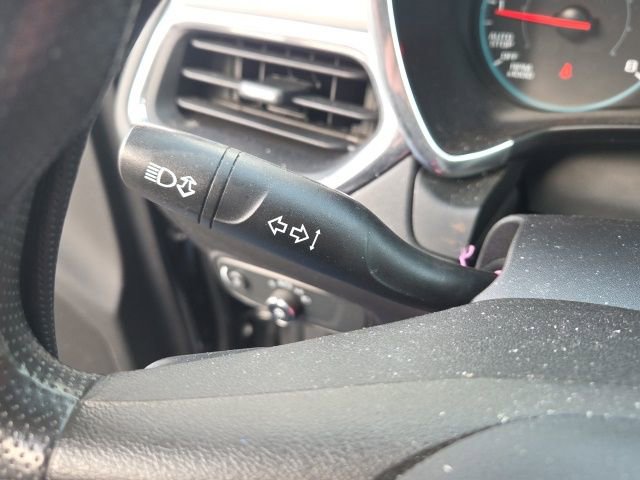 Used 2019 Chevrolet Equinox LS w/ LS Convenience Package image 38