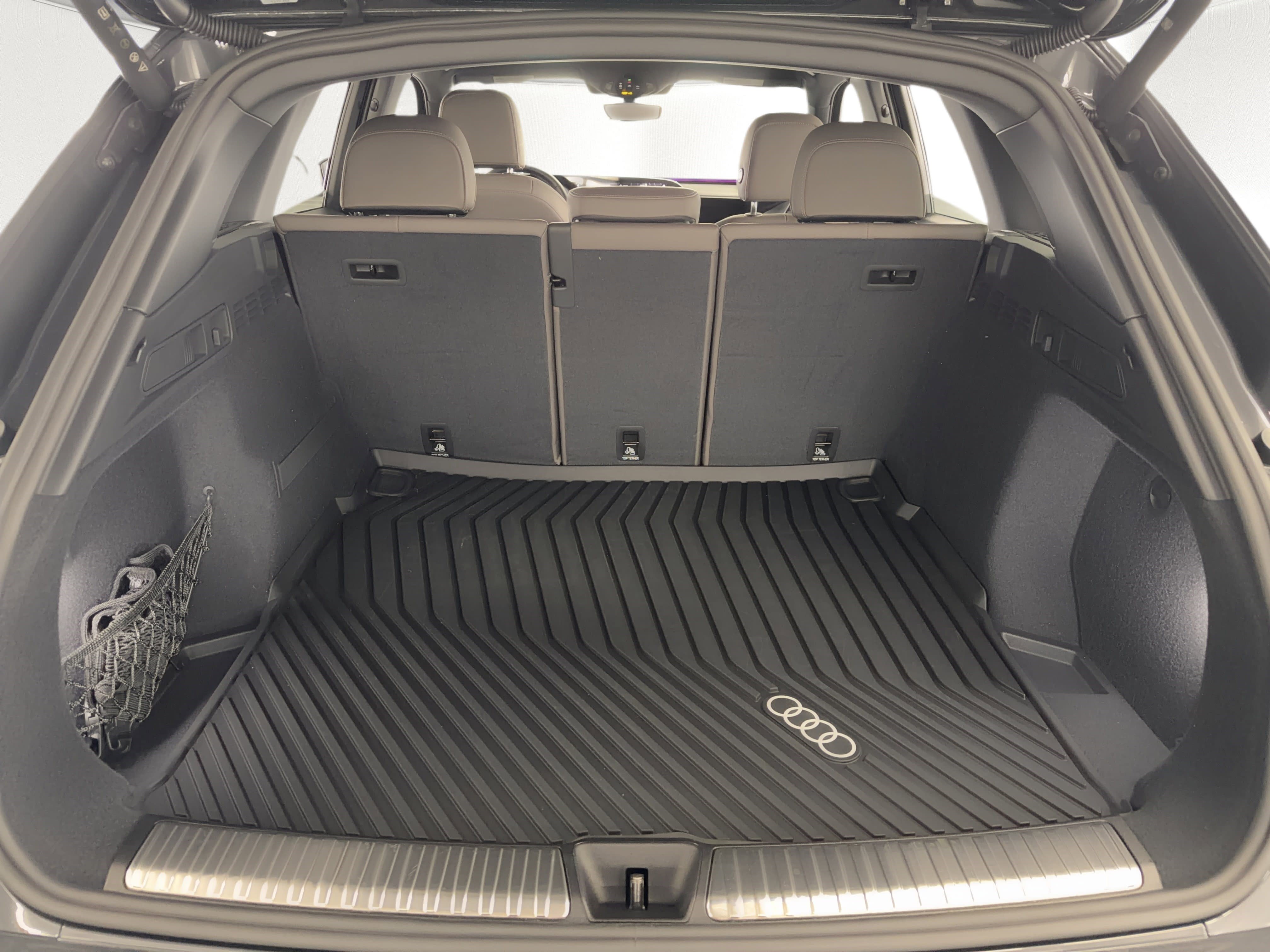 Certified 2025 Audi Q5 Premium w/ Premium Plus AWD/4WD image 13