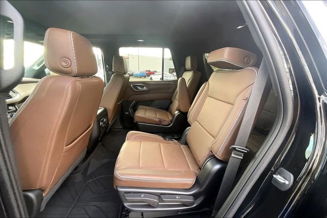 Used 2023 Chevrolet Tahoe High Country w/ Premium Package AWD/4WD image 26