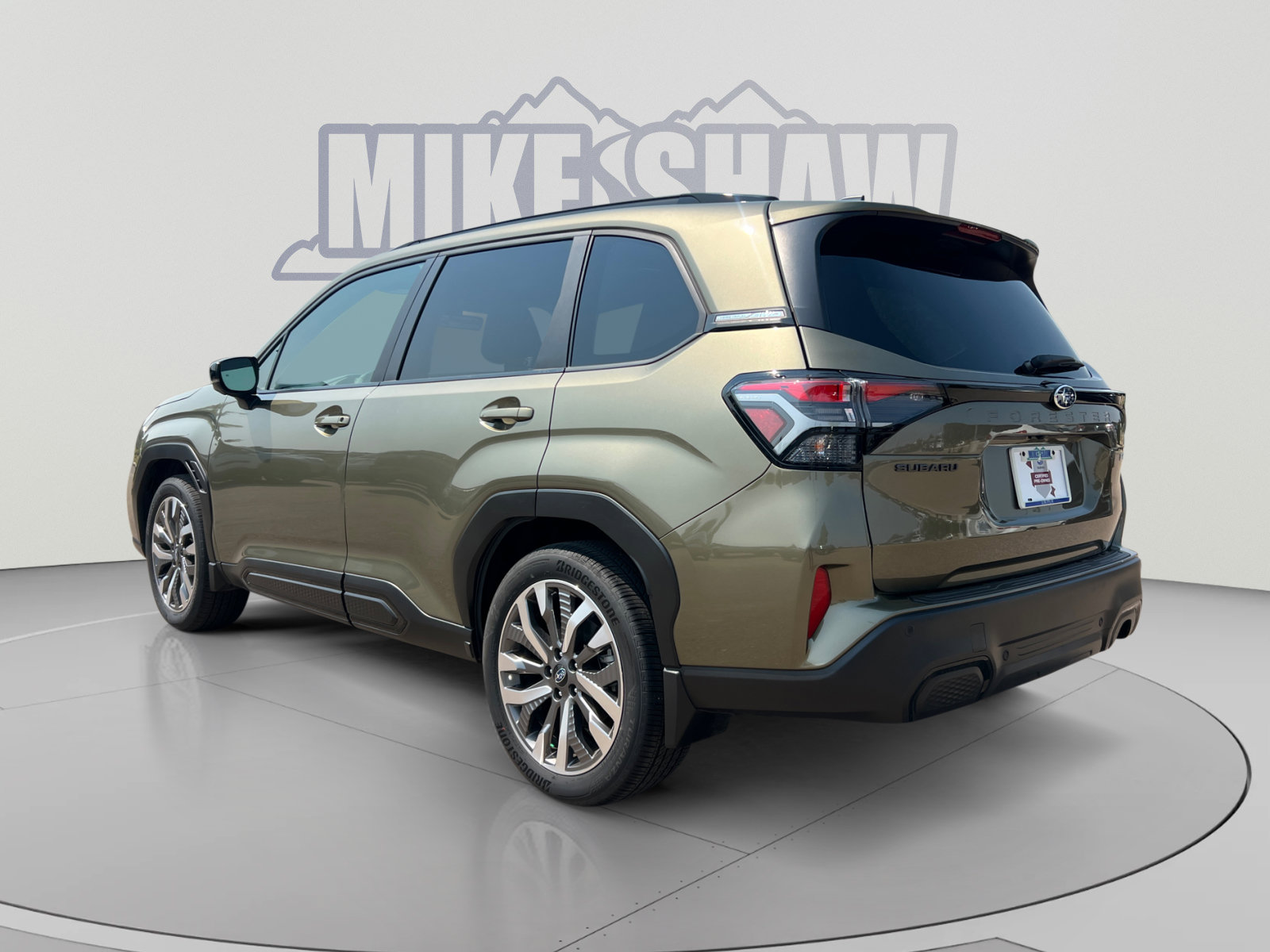 Used 2025 Subaru Forester Touring w/ Popular Package - Touring AWD/4WD image 3
