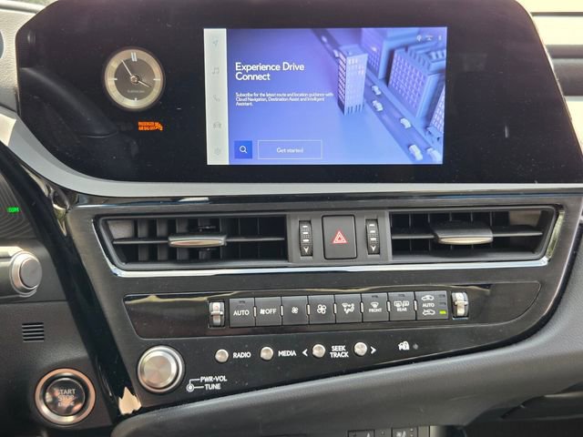 Used 2024 Lexus ES 250 w/ Premium Package image 19