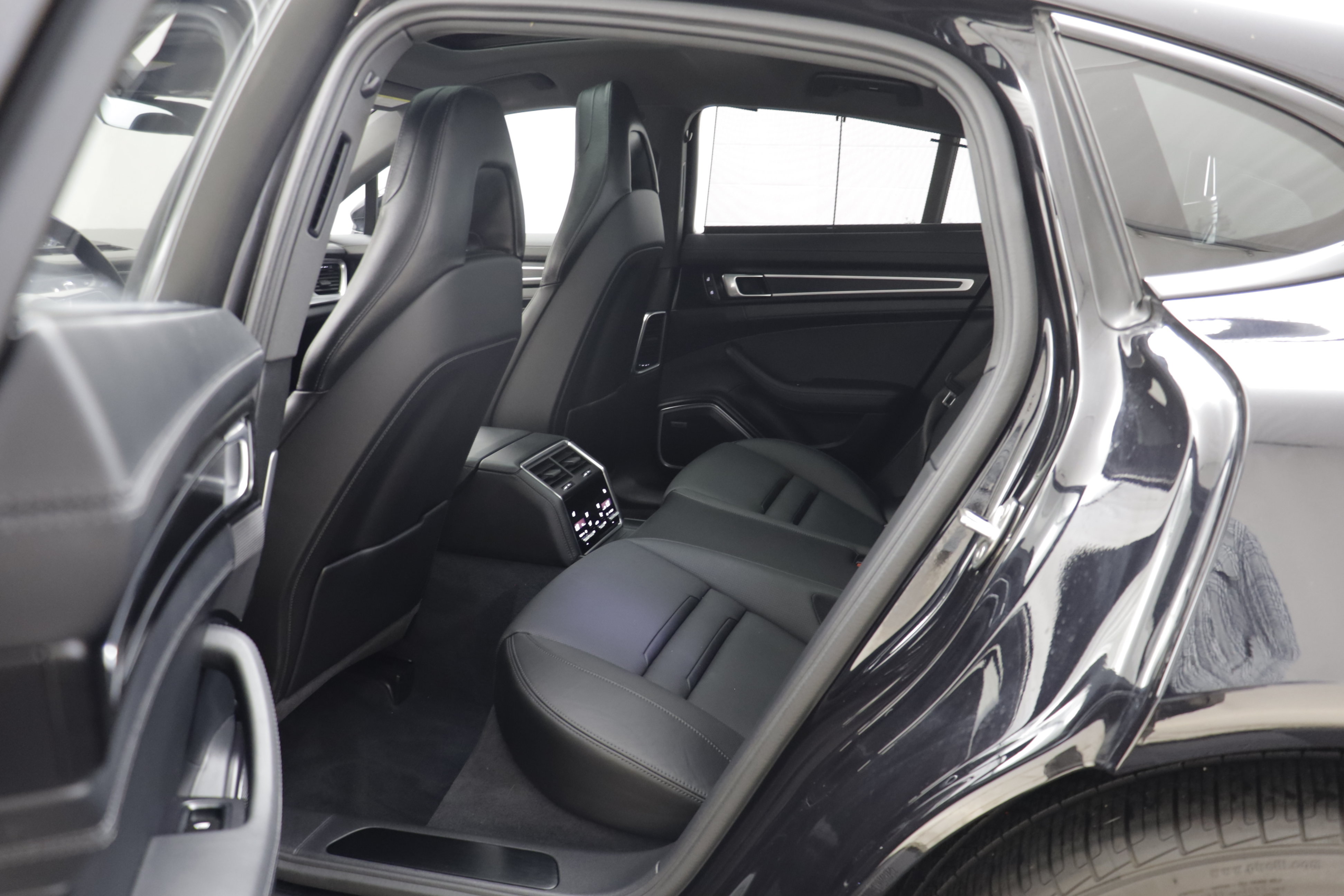 Used 2023 Porsche Panamera Platinum Edition RWD image 14