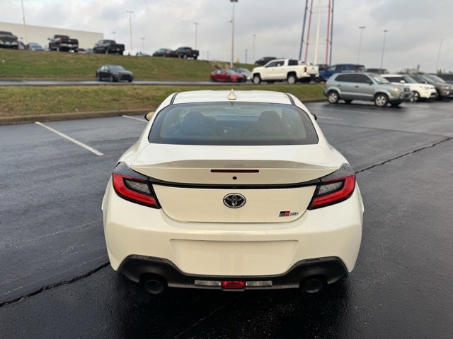 New 2025 Toyota GR86 Premium image 4