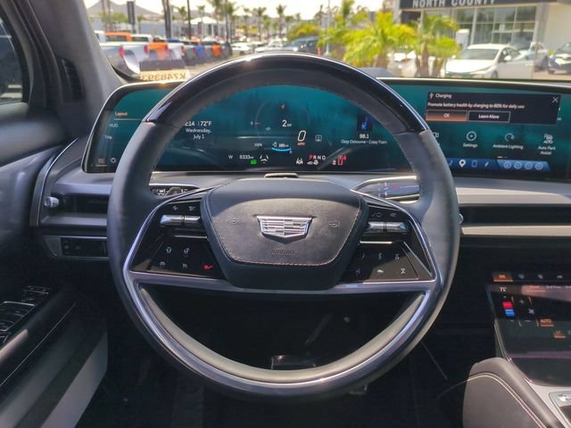 Used 2026 Cadillac Vistiq Platinum AWD/4WD image 12
