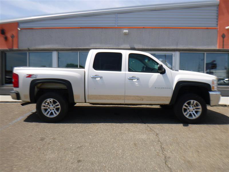 Used 2012 Chevrolet Silverado 1500 LT w/ All-Star Edition AWD/4WD image 5