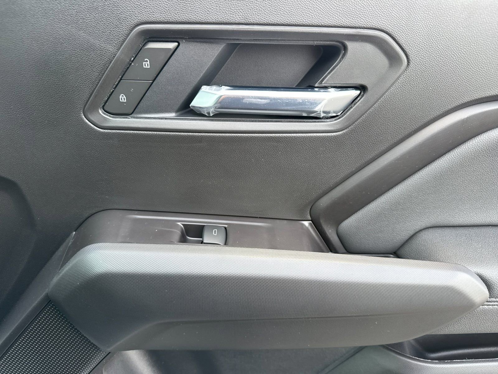New 2026 GMC Canyon Elevation RWD image 18