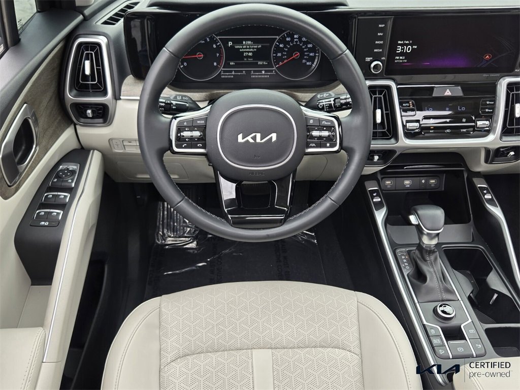 Certified 2023 Kia Sorento EX w/ Panoramic Sunroof Package image 14