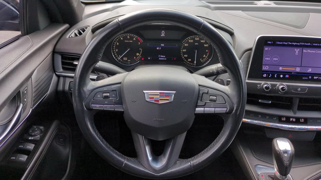 Used 2020 Cadillac CT4 Luxury RWD image 11