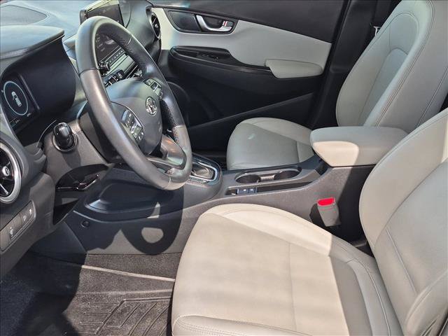 Used 2023 Hyundai Kona Limited AWD/4WD image 17