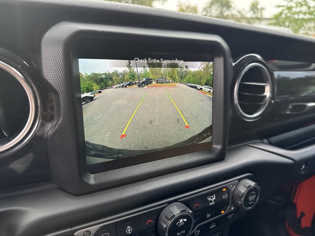 Certified 2023 Jeep Wrangler Unlimited Rubicon 392 w/ Trailer Tow Package AWD/4WD image 33