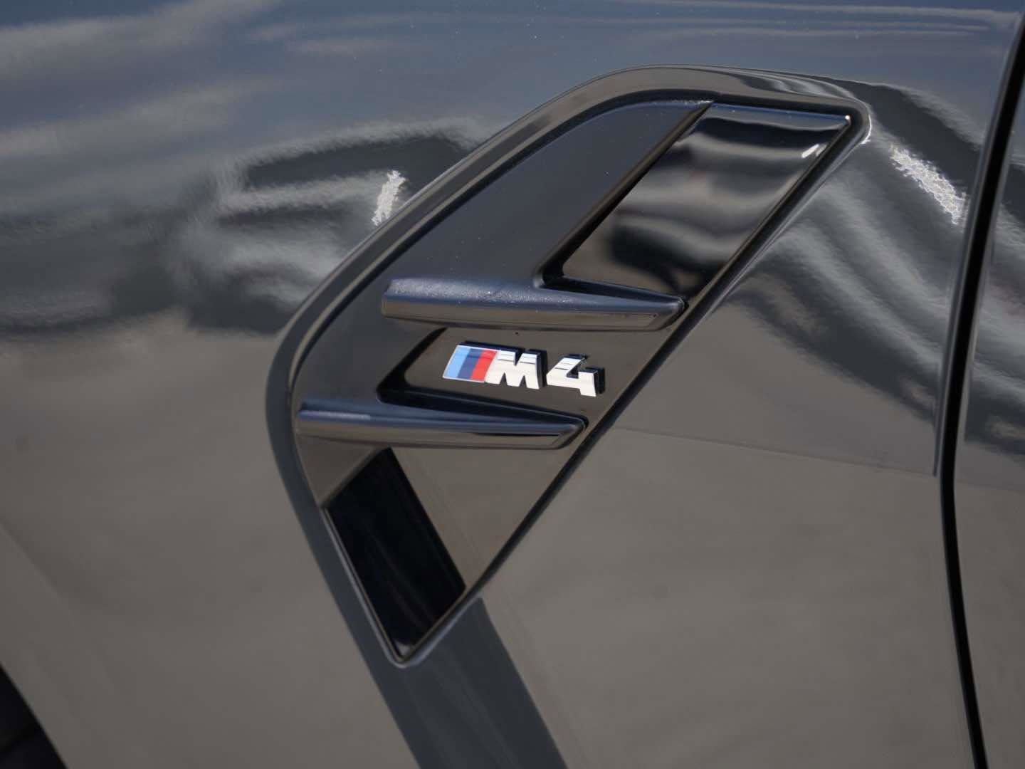 Used 2025 BMW M4 Coupe w/ Carbon Package RWD image 6