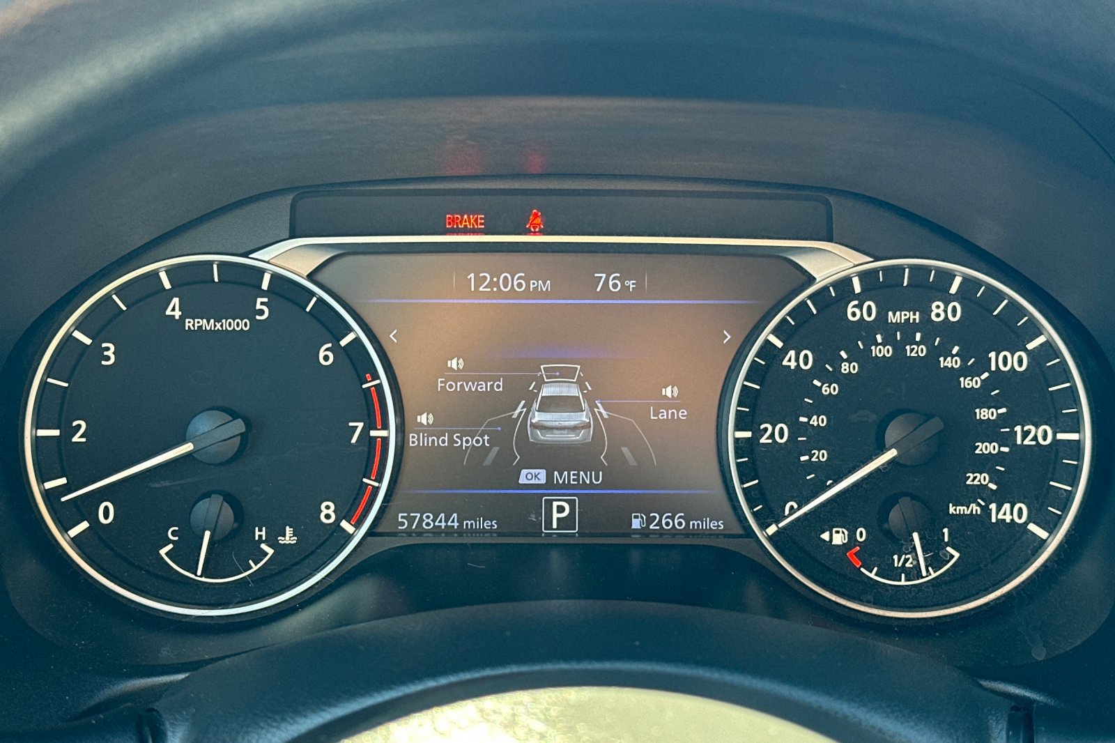 Used 2024 Nissan Altima 2.5 SV FWD image 23