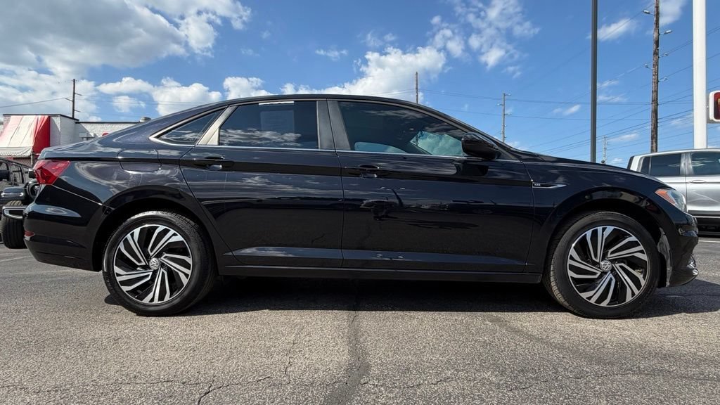 Used 2020 Volkswagen Jetta SEL FWD image 9