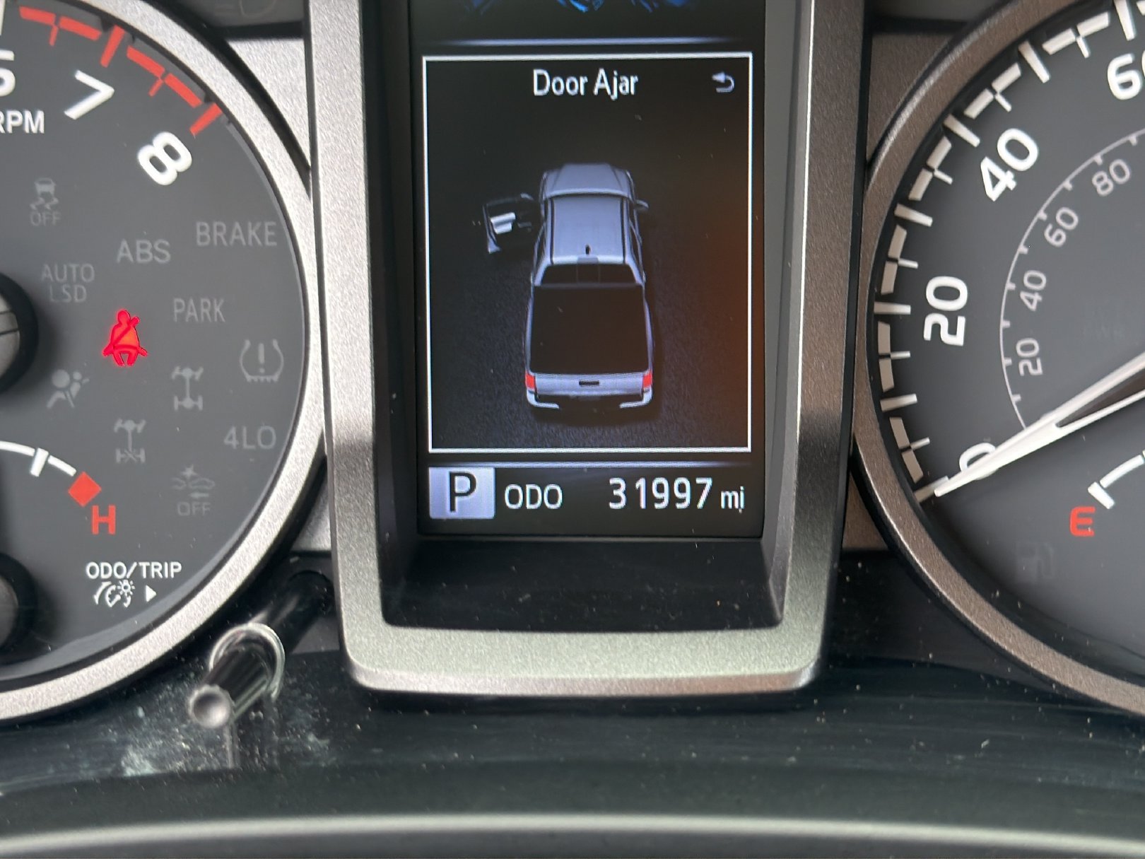 Used 2022 Toyota Tacoma TRD Sport w/ Technology Package RWD image 23