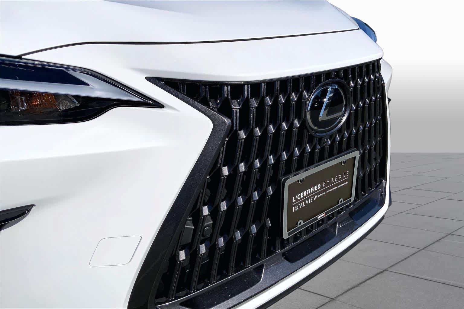 Certified 2026 Lexus NX 350 AWD w/ Accessory Package (2T) image 30