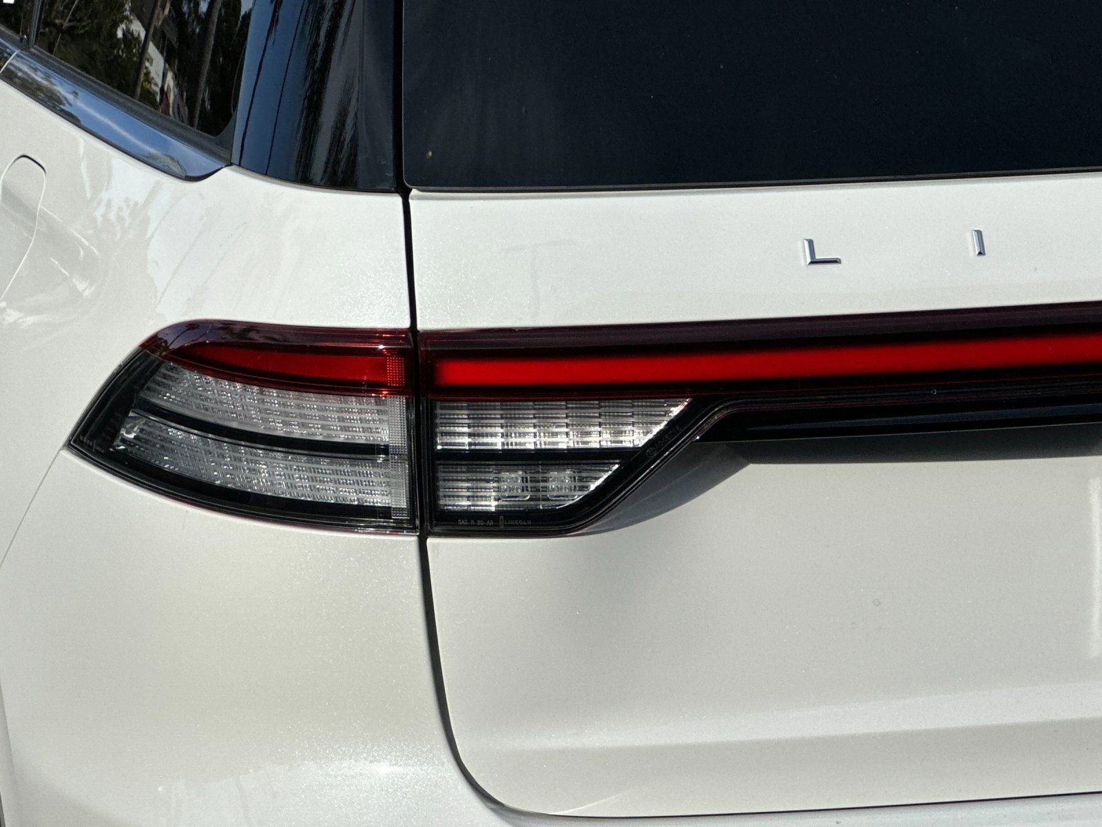 New 2025 Lincoln Aviator Reserve w/ Equipment Group 201A image 34