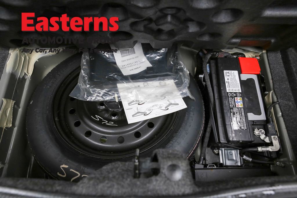 Used 2023 Dodge Challenger SXT image 22