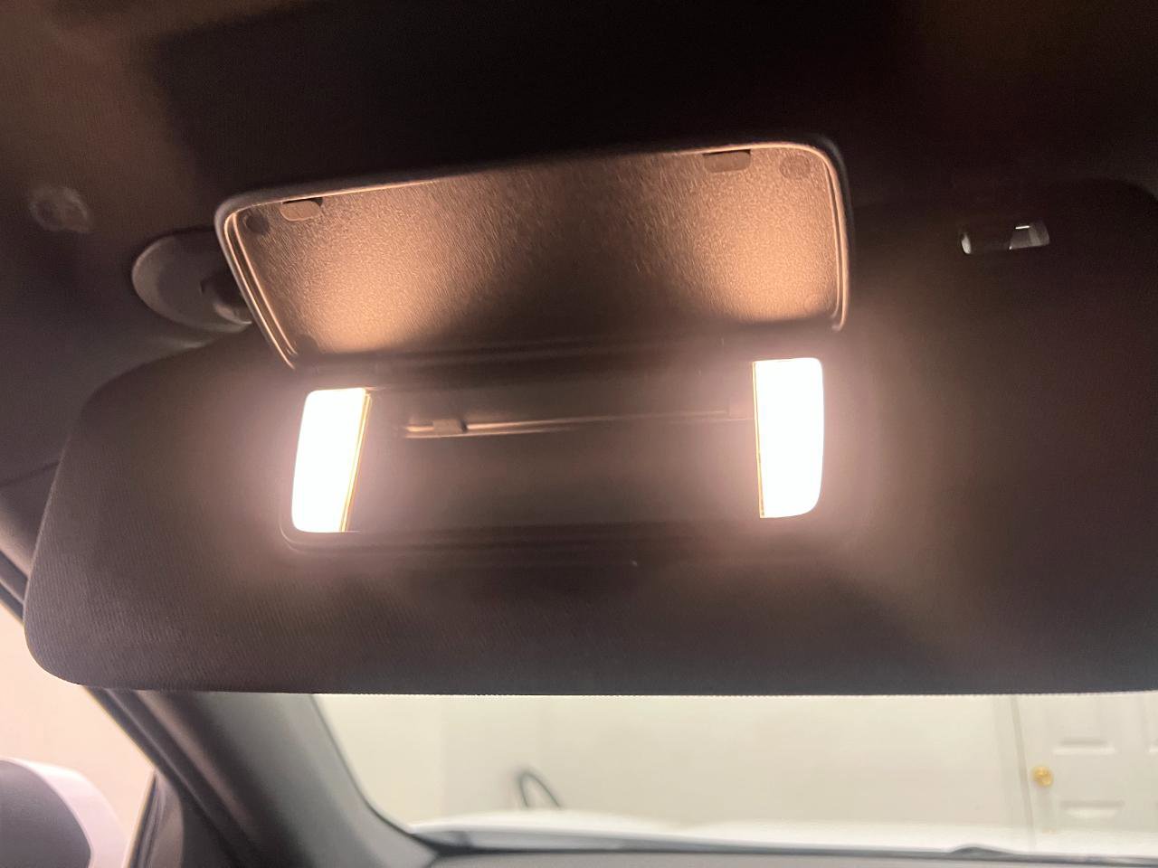 Used 2025 Chevrolet Equinox LT image 58