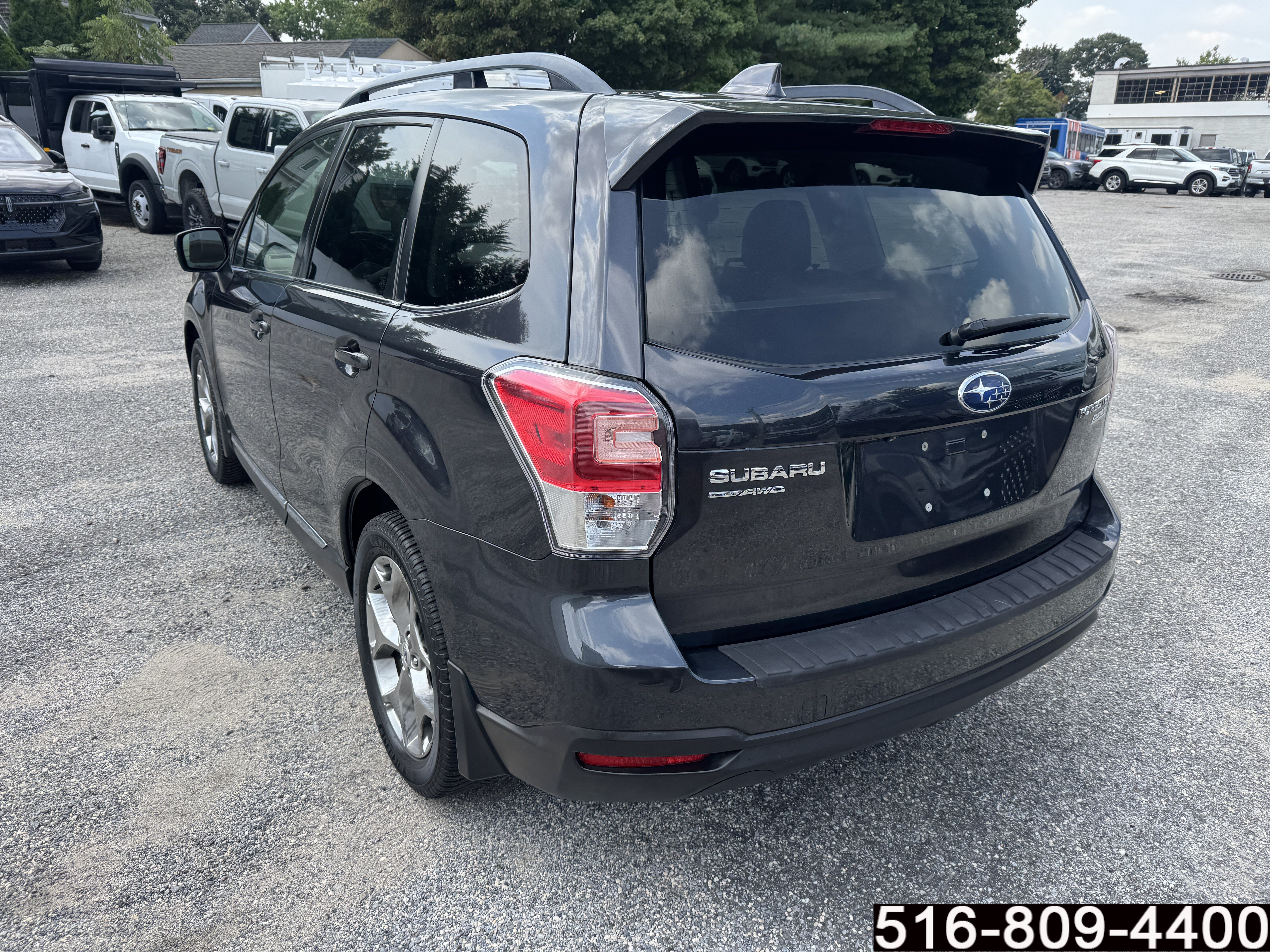 Used 2017 Subaru Forester 2.5i Touring AWD/4WD image 7