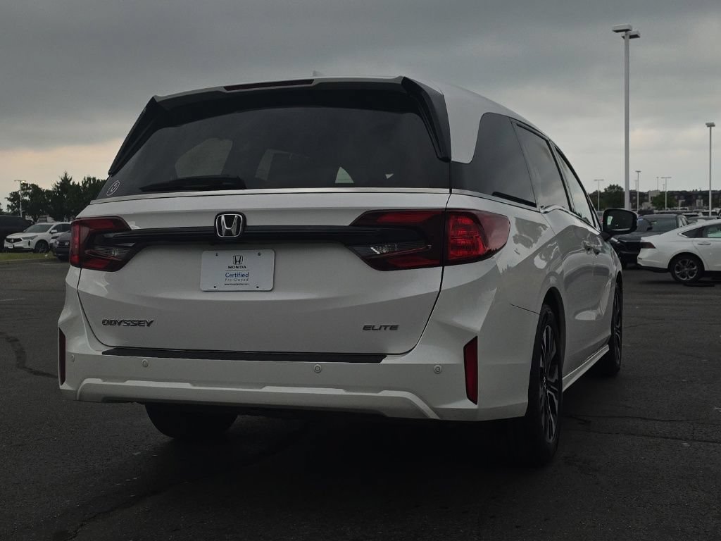 Certified 2025 Honda Odyssey Elite image 9