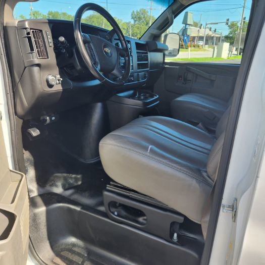Used 2021 Chevrolet Express 2500 Extended w/ Driver Convenience Package image 14