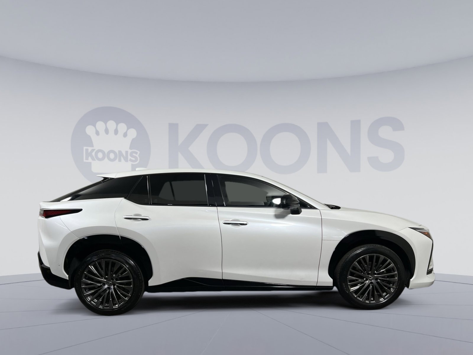 Used 2023 Lexus RZ 450e Premium w/ Accessory Package (2T) image 8