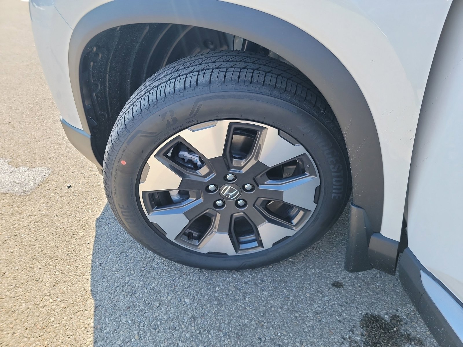 New 2026 Honda Pilot Touring image 30