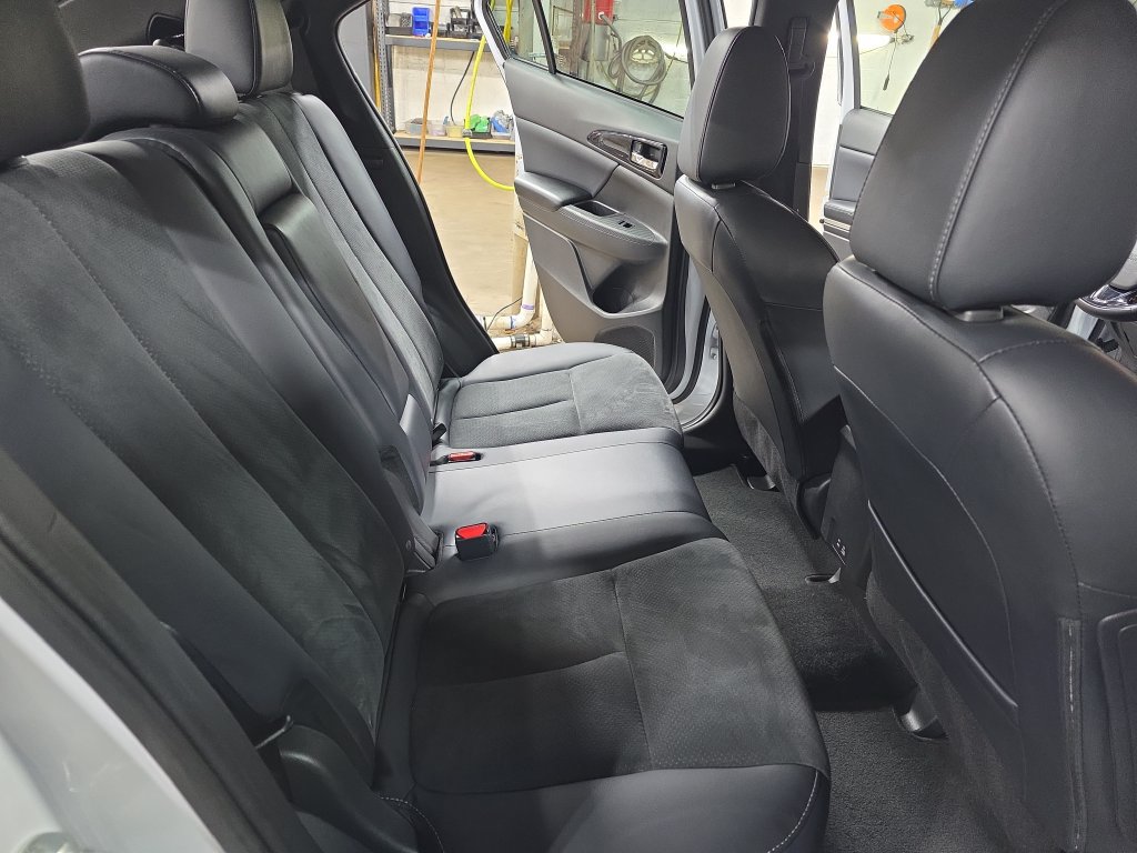 Used 2024 Mitsubishi Eclipse Cross SE AWD/4WD image 13