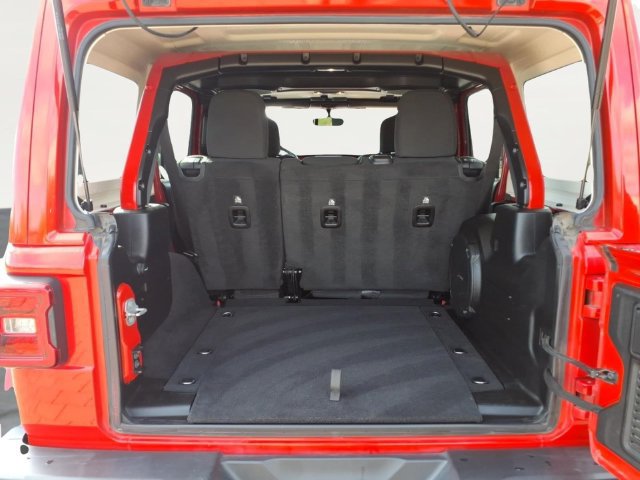 Used 2021 Jeep Wrangler Unlimited Rubicon AWD/4WD image 21