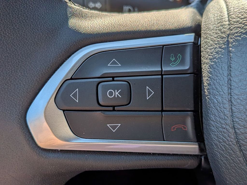 Used 2025 Jeep Compass Limited AWD/4WD image 20
