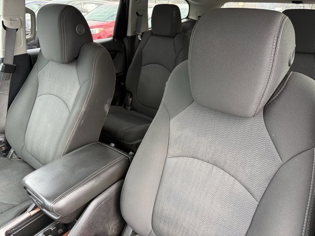 Used 2014 Chevrolet Traverse LT image 12