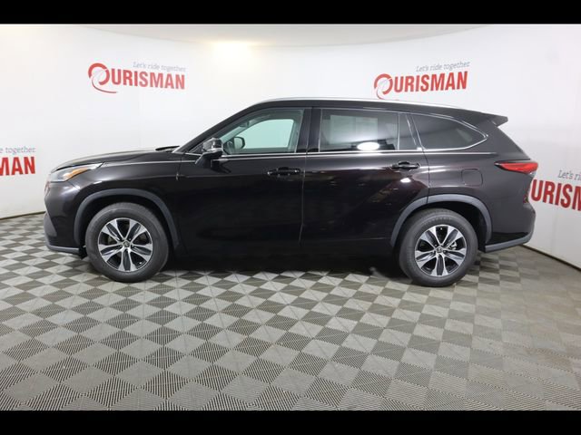 Used 2021 Toyota Highlander XLE image 8