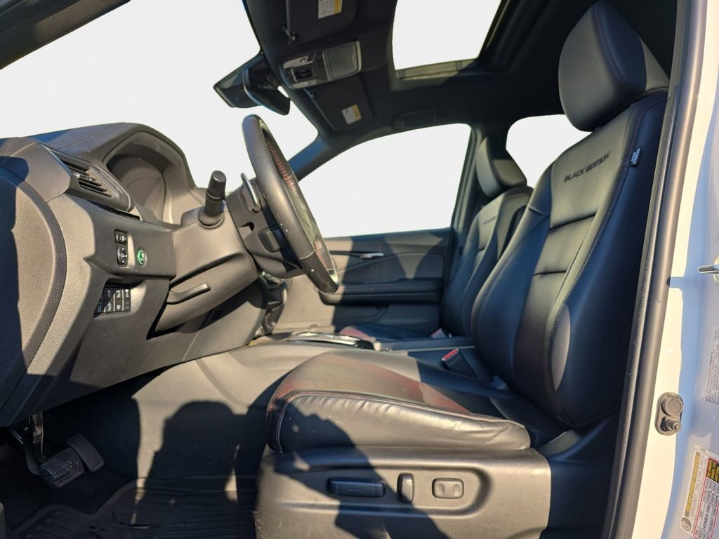 Certified 2023 Honda Ridgeline Black Edition image 12