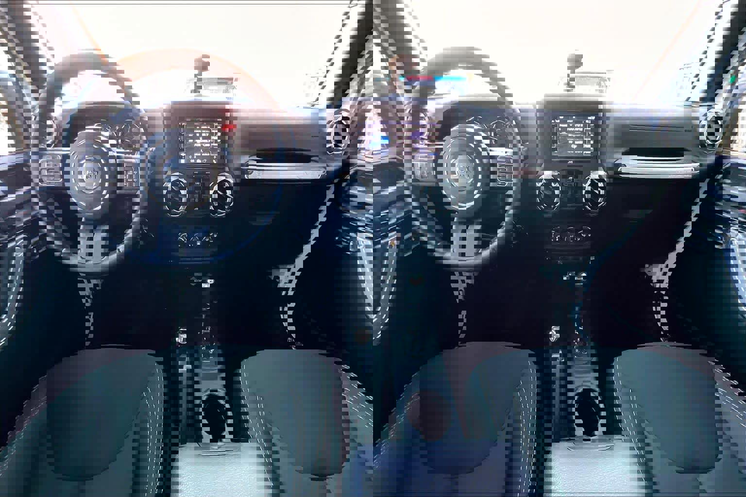 Used 2016 Jeep Wrangler Unlimited Sahara w/ Max Tow Package image 16