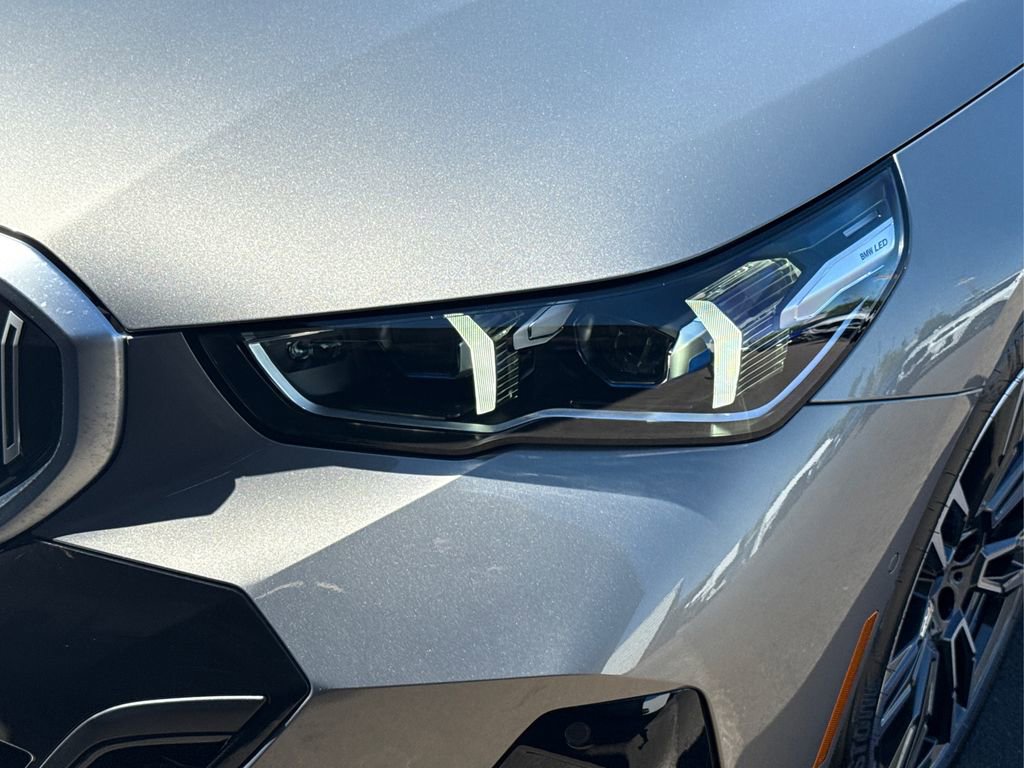 New 2026 BMW 530i xDrive w/ M Sport Package image 16
