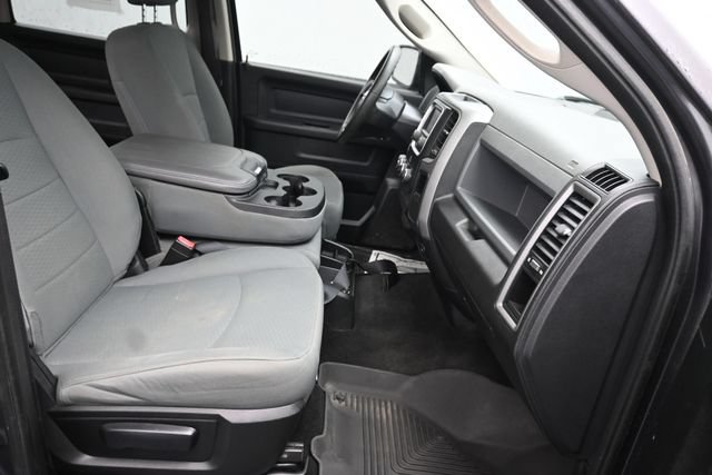 Used 2017 RAM 1500 ST w/ SXT Appearance Group AWD/4WD image 7