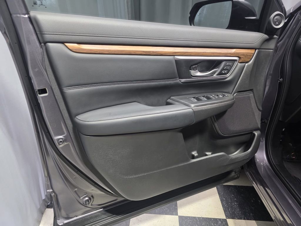 Used 2021 Honda CR-V Touring image 18