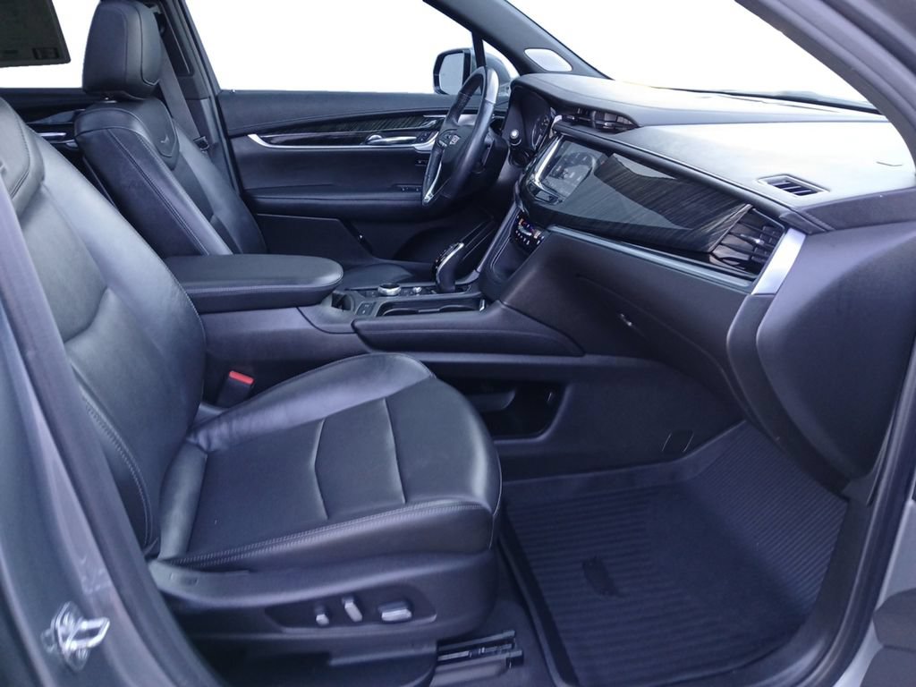 Used 2021 Cadillac XT6 Premium Luxury FWD image 24