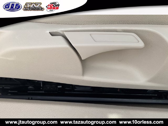 Used 2014 Volkswagen Eos Komfort FWD image 10