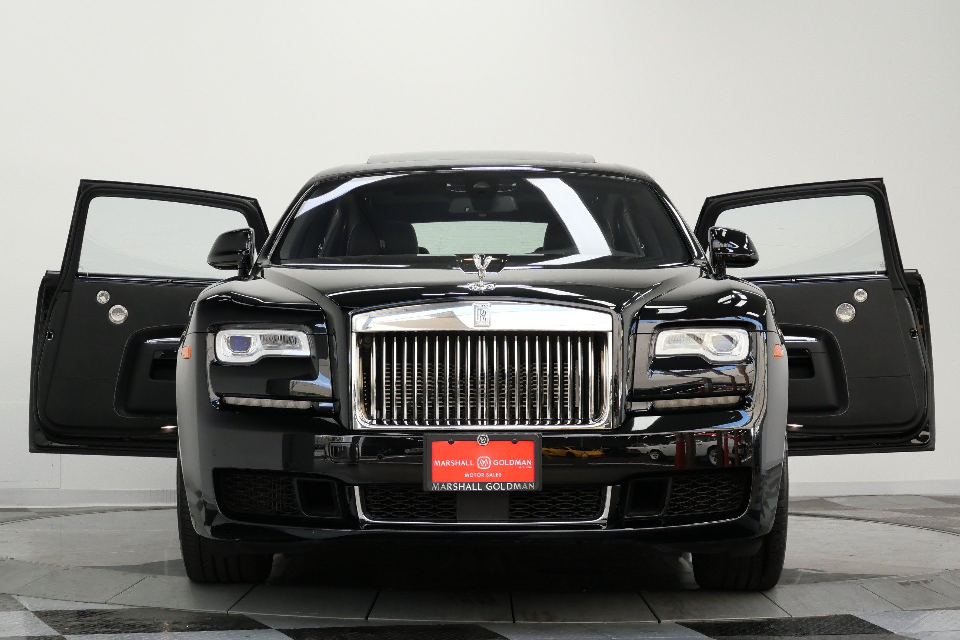 Used 2019 Rolls-Royce Ghost Extended Wheelbase RWD image 4