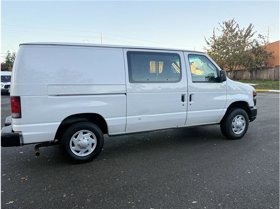 Used 2014 Ford E-150 and Econoline 150 Commercial w/ Commercial Cargo Van Package image 7