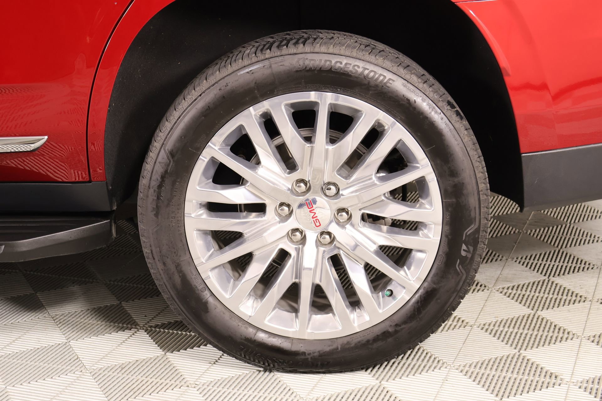 Used 2025 GMC Yukon Elevation w/ Elevation Premium Package image 23