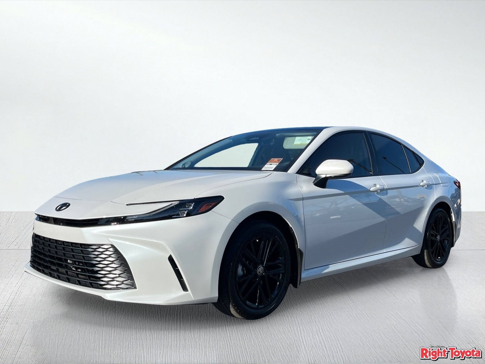 Certified 2025 Toyota Camry XLE w/ Premium Package AWD/4WD image 2