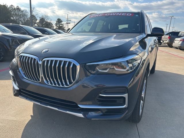 Used 2023 BMW X5 xDrive40i w/ Premium Package AWD/4WD image 4