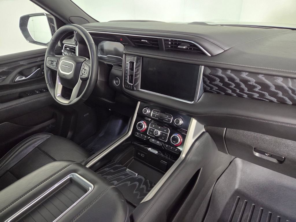 Used 2023 GMC Yukon Denali image 37