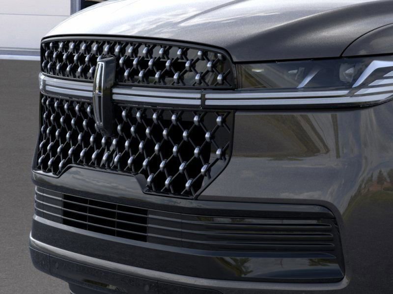 New 2025 Lincoln Navigator Black Label image 17