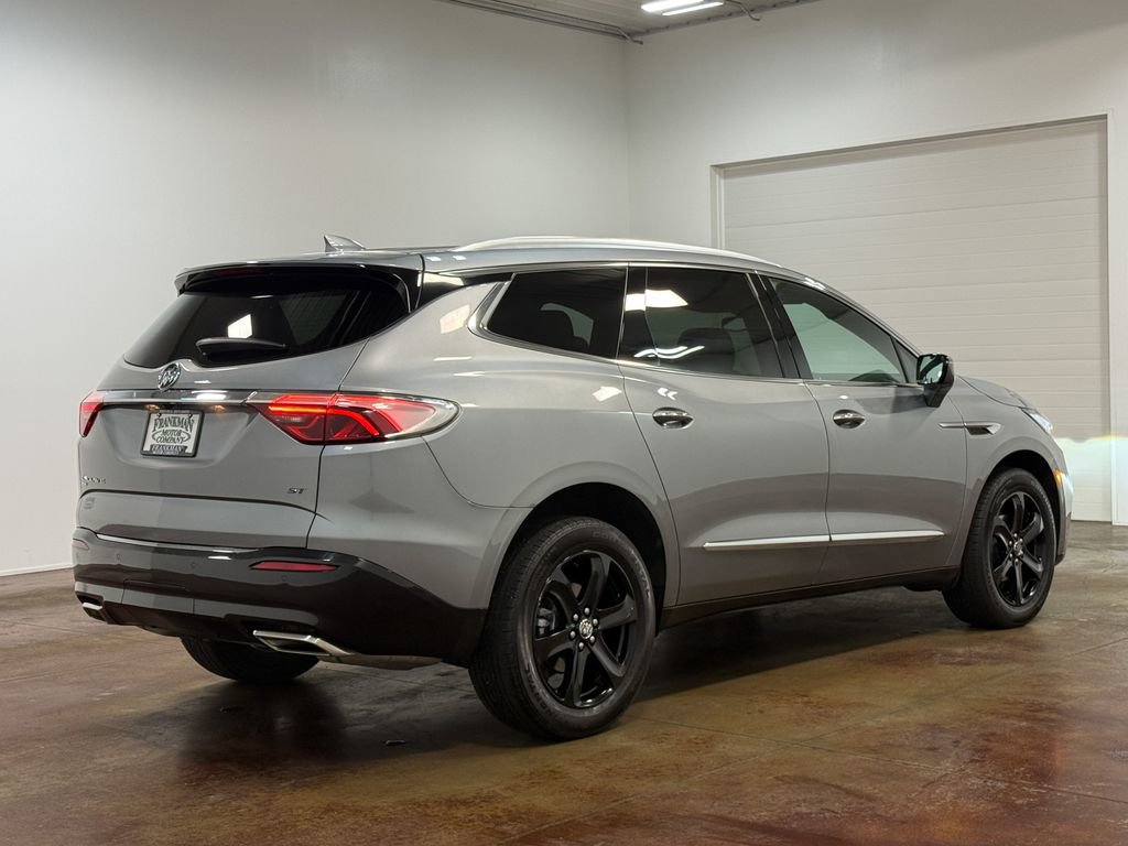 Used 2023 Buick Enclave Essence w/ Experience Buick Package AWD/4WD image 24